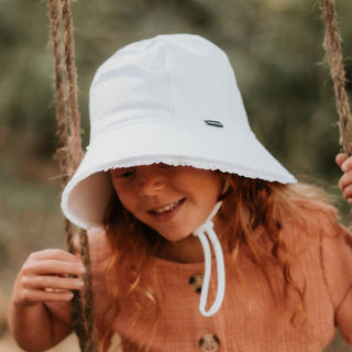 Bedhead Ponytail Bucket Hat - White Ruffle L-1826048834694942724